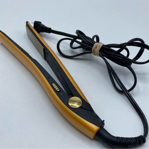 Danielle Creations 1" Ceramic Tourmaline Hair Straightening Flat Iron - Picture 6 of 8